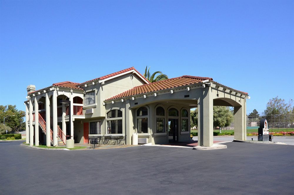 Surestay Plus By Best Western Santa Clara Silicon Valley Экстерьер фото